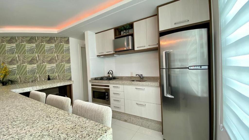 Solar Das Ilhas - Aconchegante Apartamento Na Linda Praia De 4 Ilhas Bombinhas Dış mekan fotoğraf