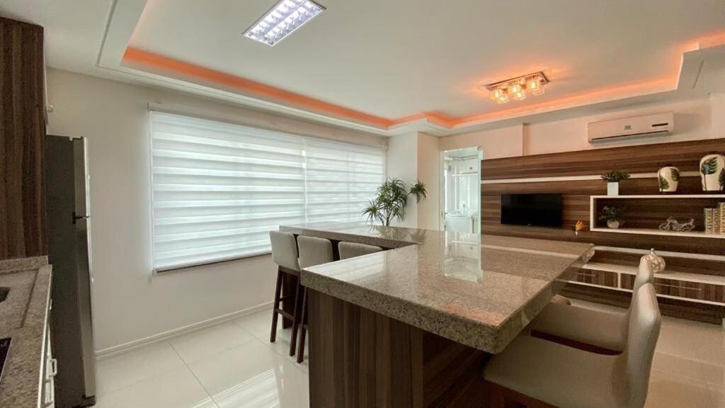 Solar Das Ilhas - Aconchegante Apartamento Na Linda Praia De 4 Ilhas Bombinhas Dış mekan fotoğraf